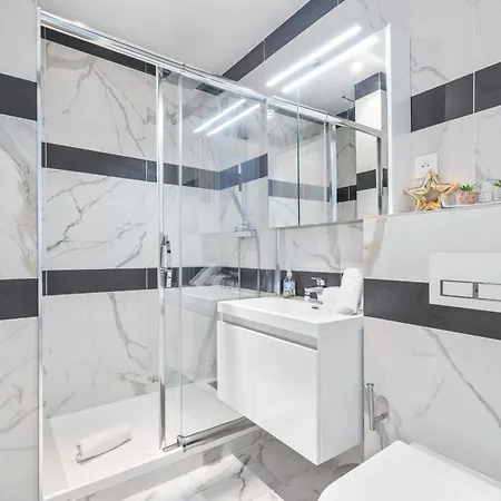 Beau Site - Welkeys * Cannes