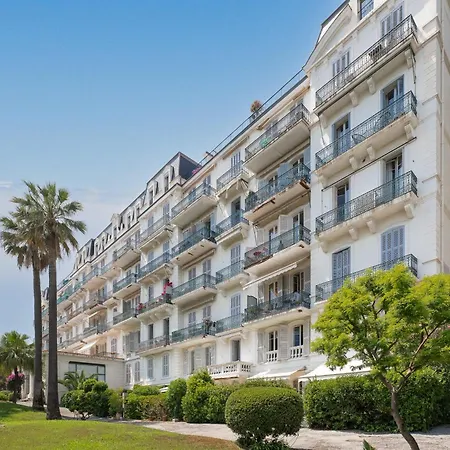 Beau Site - Welkeys Apartman *